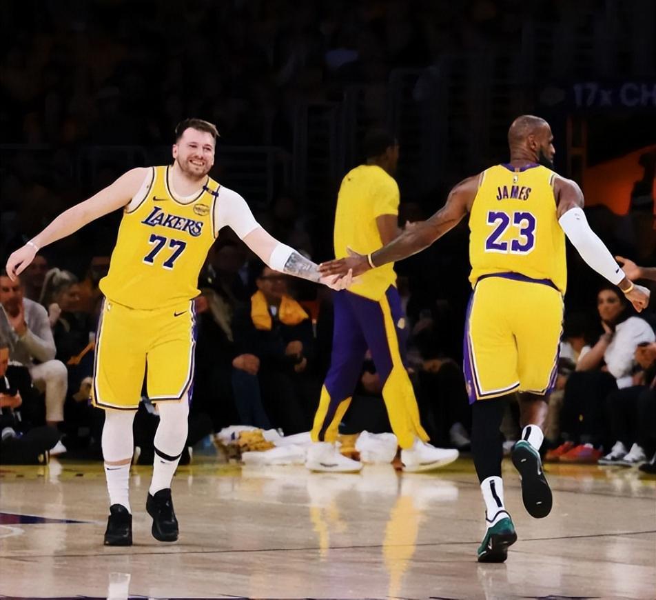 世界杯直播app下载手机版-15胜0负！联盟第一！全世界都说你老了，你却逆天改命再创神迹