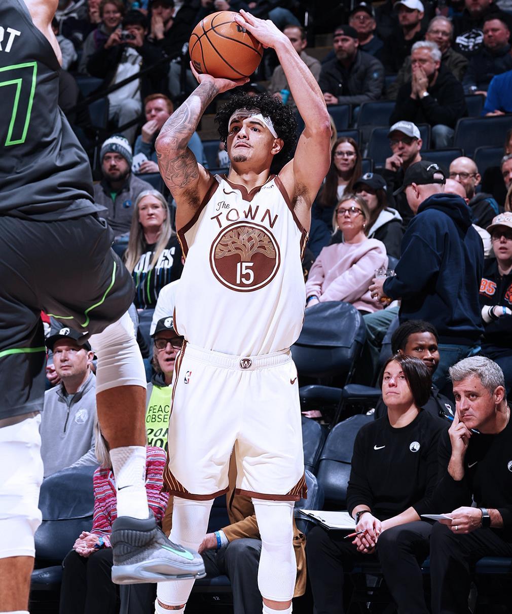 世界杯高清比赛观看入口-礼尚往来!勇士83-108森林狼,库里、华子全没打!