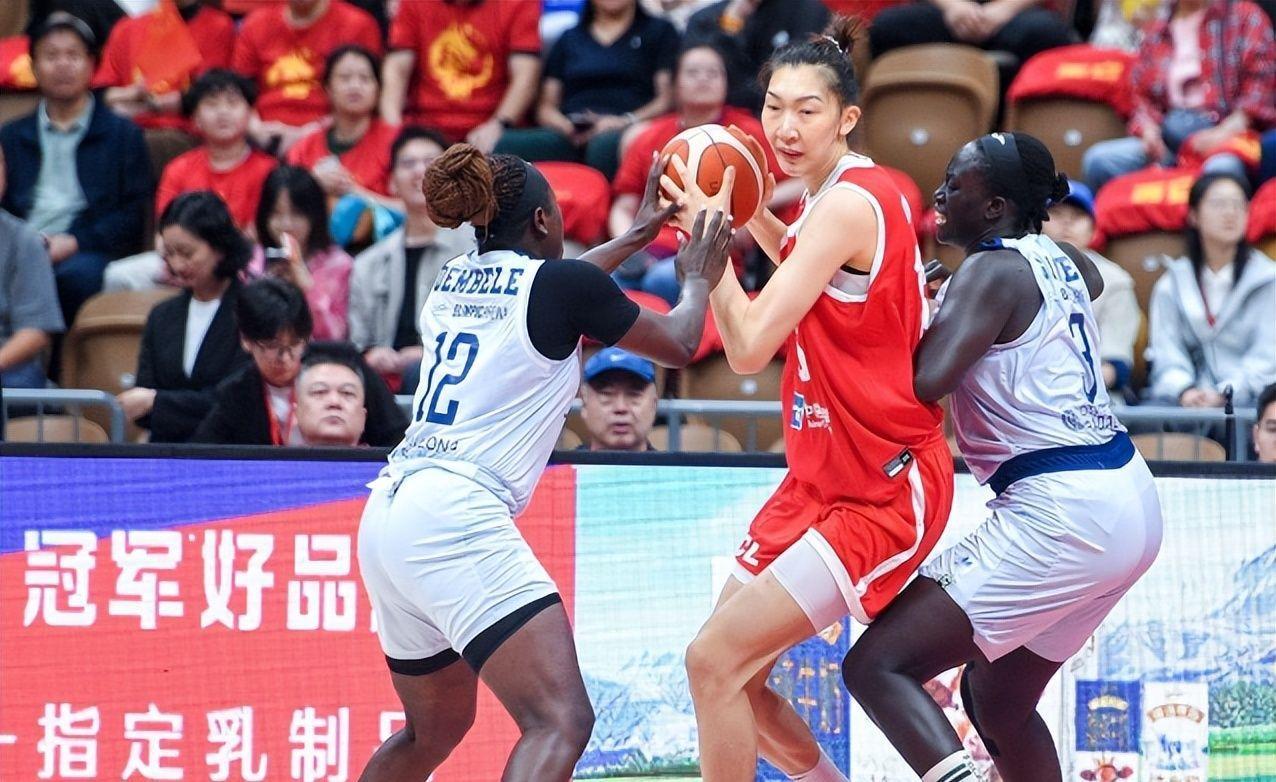 世界杯赛事直播软件下载-中国女篮新动态！14人名单出炉，30岁老将惊喜回归，比赛时间如下
