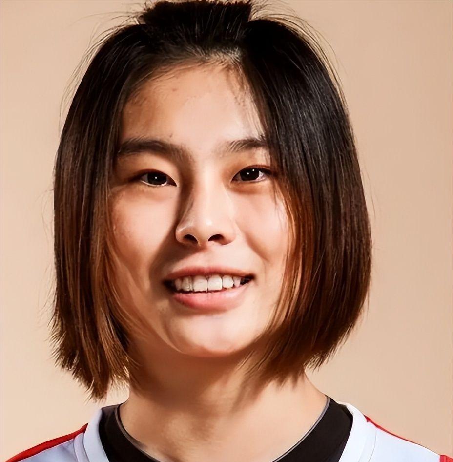 世界杯赛事直播软件下载-中国女篮新动态！14人名单出炉，30岁老将惊喜回归，比赛时间如下