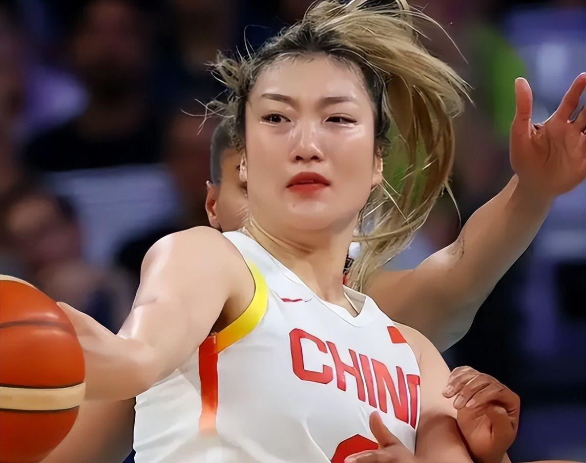 世界杯赛事直播软件下载-中国女篮新动态！14人名单出炉，30岁老将惊喜回归，比赛时间如下
