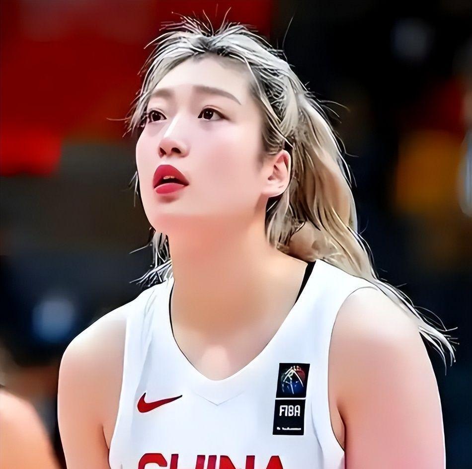 世界杯赛事直播软件下载-中国女篮新动态！14人名单出炉，30岁老将惊喜回归，比赛时间如下