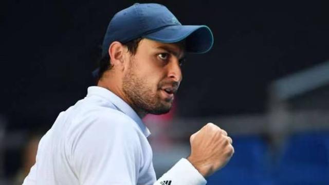 世界杯客户端更新说明-张奔斗：卡拉采夫这匹男单黑马到底有多黑？