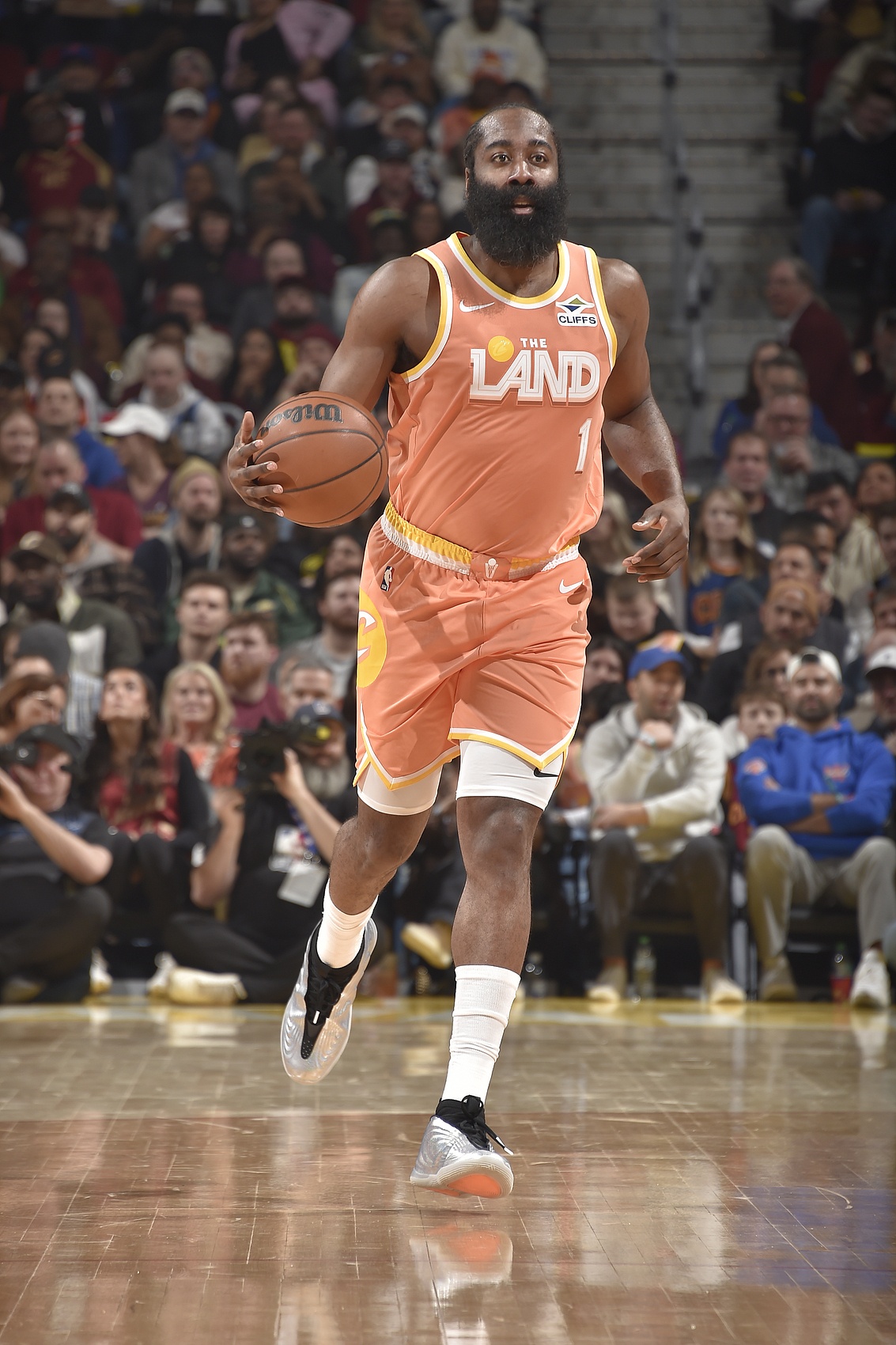 世界杯官方手机客户端安装-登哥辗转多队初印象：雷霆登无奇 篮网登数据炸裂 骑士登战绩最牛