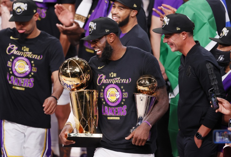 世界杯客户端更新说明-系列赛2-0等于拿下？詹姆斯24次无败绩 打遍东部无敌手&amp;园区锁冠